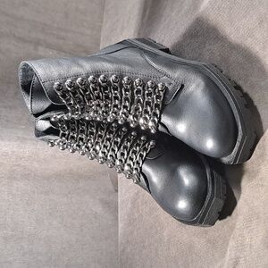 Unity in Diversity Marisa 11 Black Leather Chains Combat Boots VG EU 37 US 6.5-7